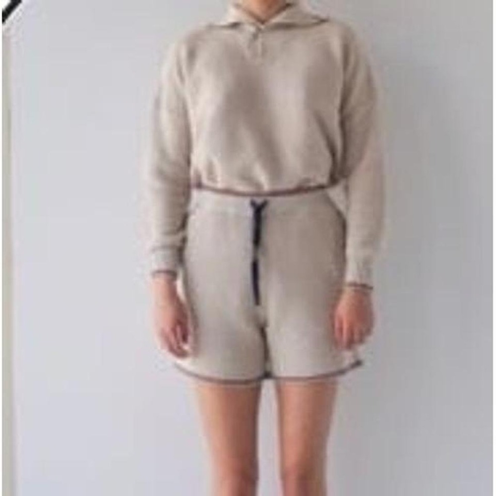 NWOT Still Here Knit Shorts Khaki/Sand elastic waist size large